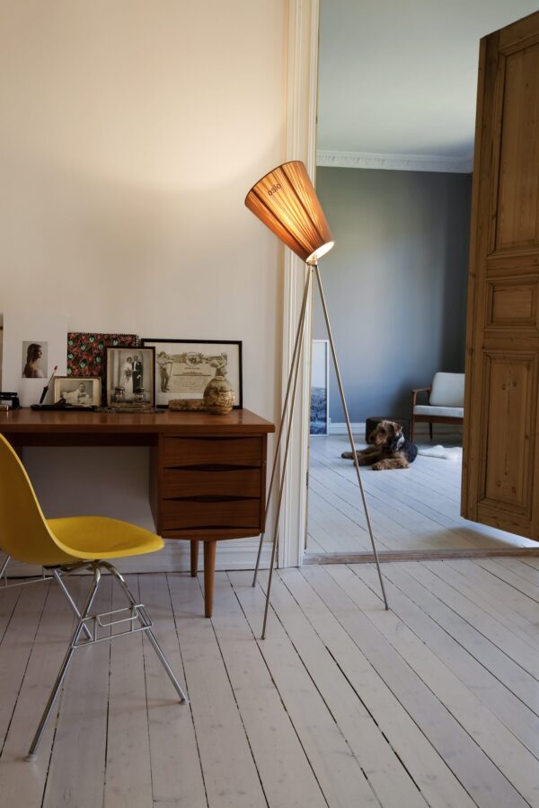 oslo wood vloerlamp ove rogne northern lighting