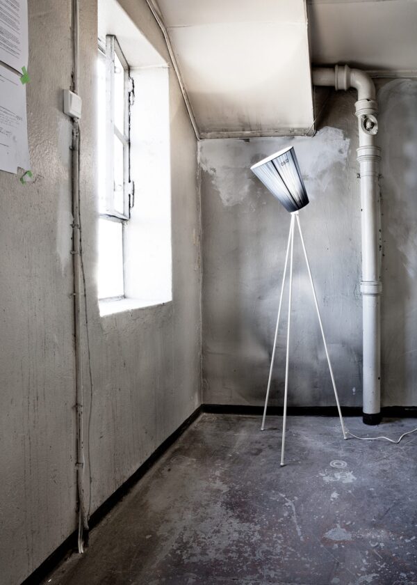 oslo wood vloerlamp ove rogne northern lighting