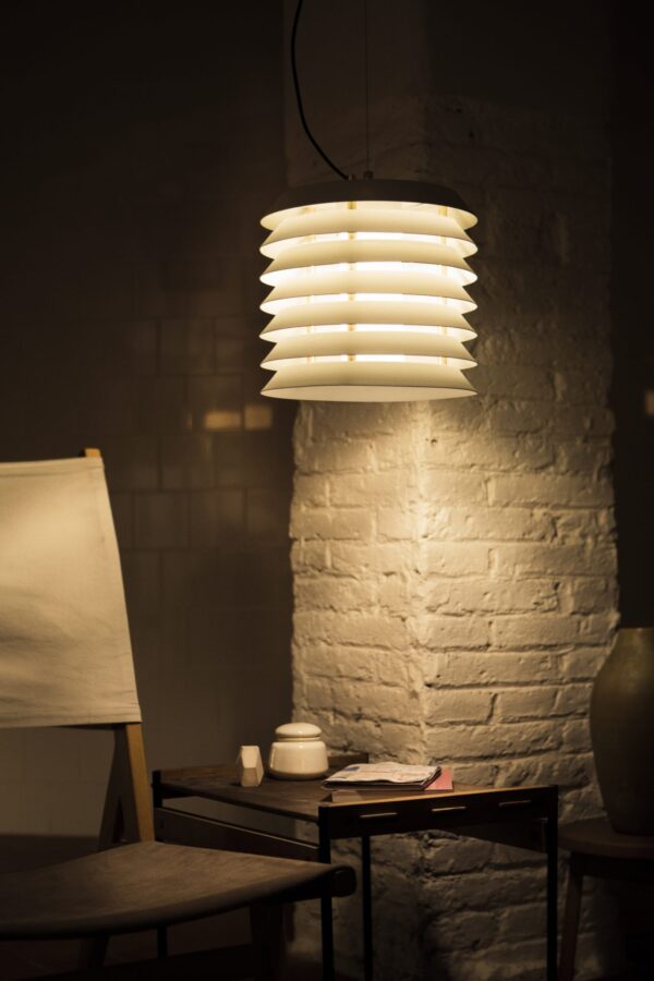 Maija Hanglamp Design Ilmari Tapiovaara Santa en Cole - Afbeelding 9
