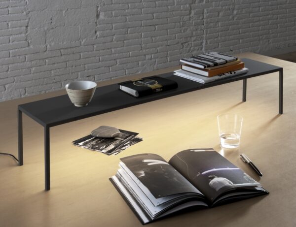 R3 Tafellamp Design Antoni Arola voor Santa en Cole