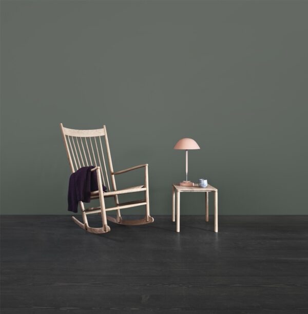 J16 Schommelstoel Design Hans Wegner voor Fredericia