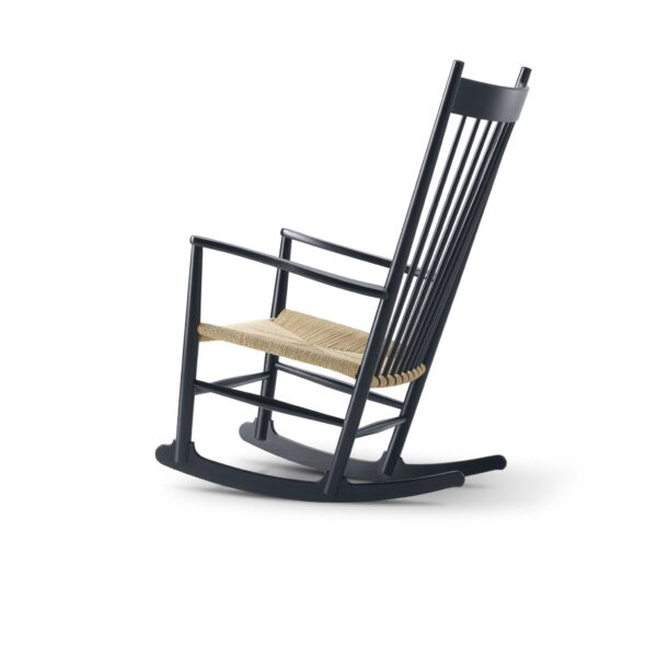 J16 Schommelstoel Design Hans Wegner voor Fredericia