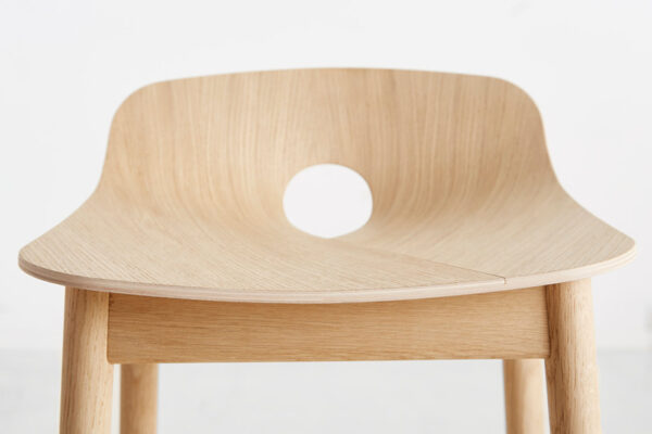 Mono Counter Stool Mono Counter Kruk Design Kasper Nyman voor Woud