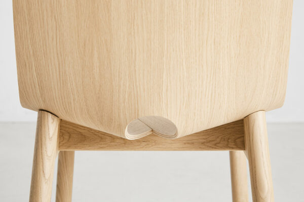 Mono Chair Mono stoel Design Kasper Nyman voor Woud