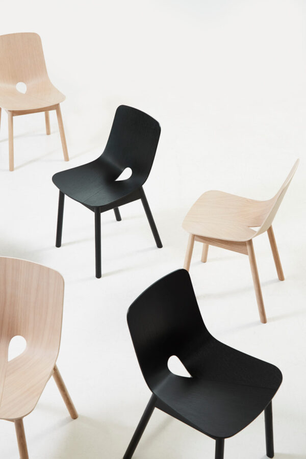 Mono Chair Mono stoel Design Kasper Nyman voor Woud