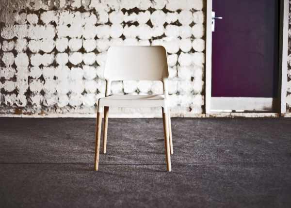 Belloch Chair Belloch Stoel Lagranja Design voor Santa en Cole