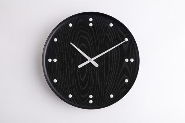 FJ Clock Black FJ Clock Zwart Design Finn Juhl door Architectmade