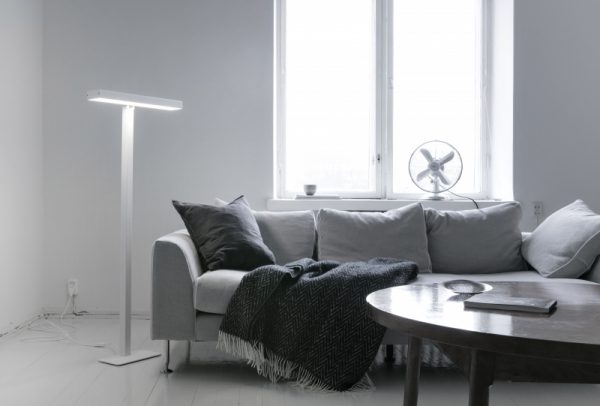 Valovoima Bright Light Floor Lamp Valovoima Daglicht Vloerlamp Design Harri Koskinen voor Innolux