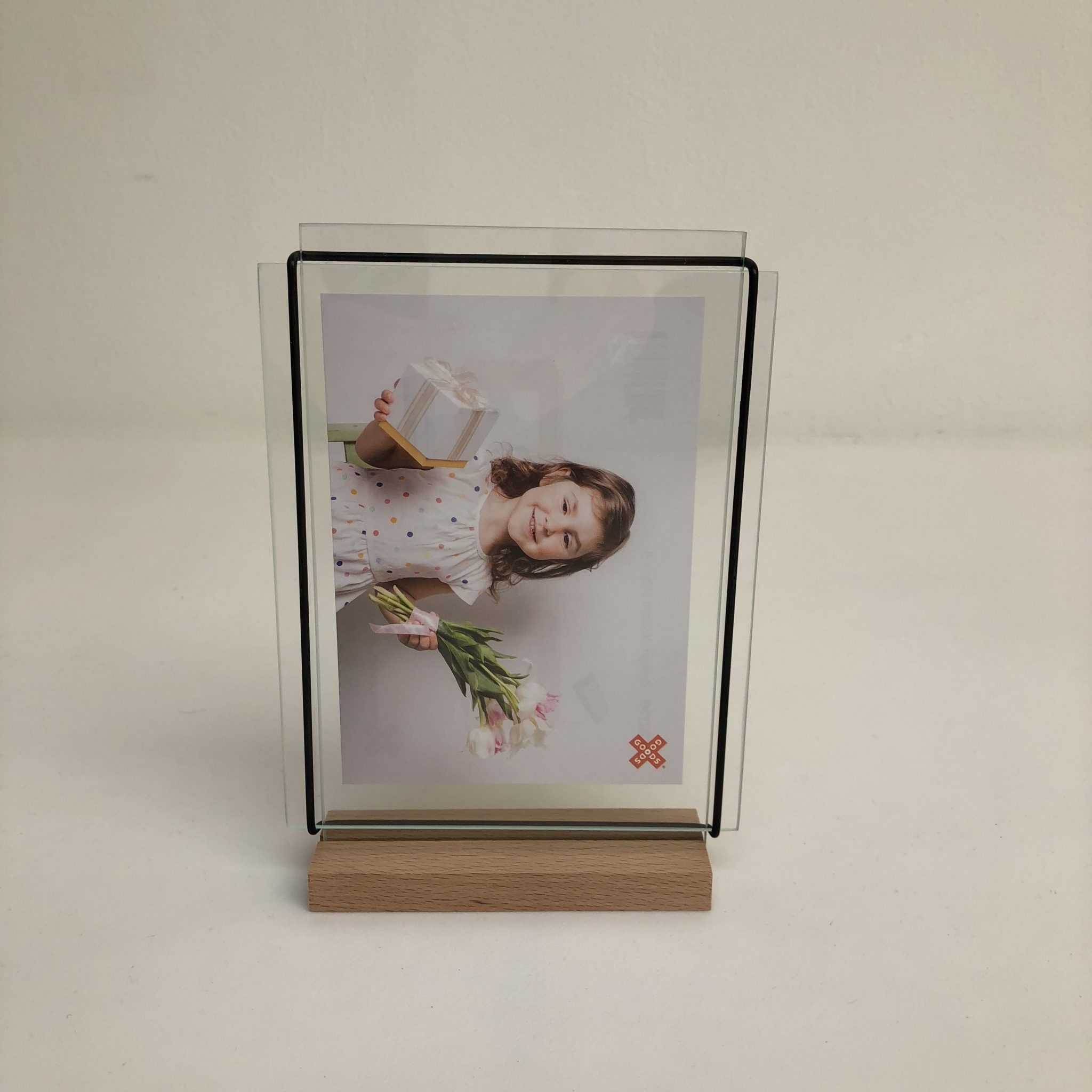 Speciaal Gedwongen merk op Frame Fotolijst Design Willem Noyons voor Goods - Smukdesign