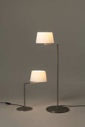 Americana Vloerlamp Design Miguel Mila voor Santa Cole