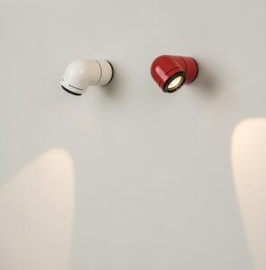 Petit Tatu Wandlamp Petit Tatu Wall Design Andre Ricard voor Santa Cole