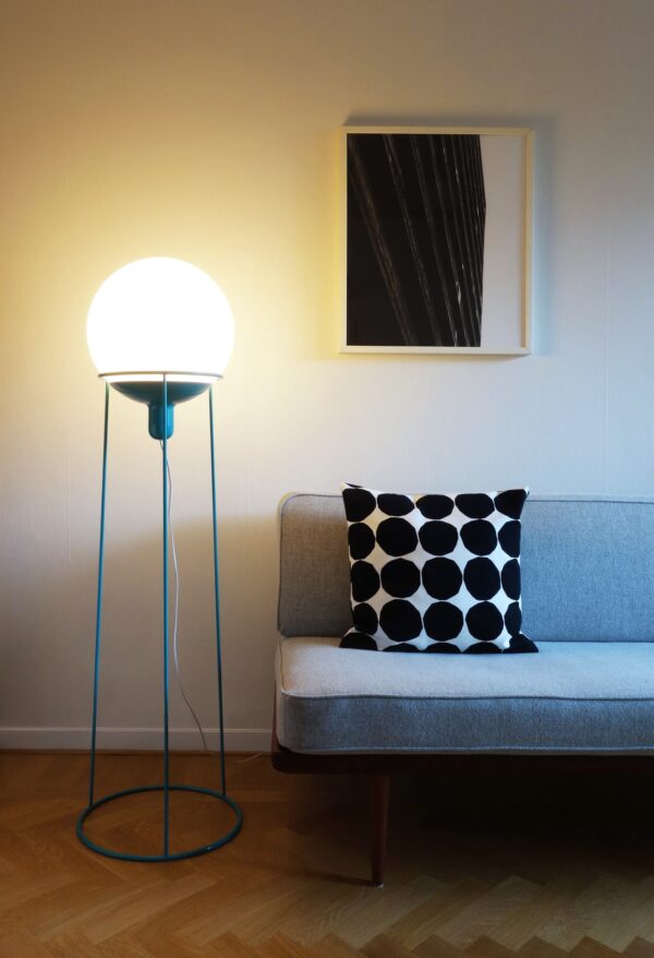 Dolly Vloerlamp Dolly Floor Lamp Design Louise Hederström voor Bsweden