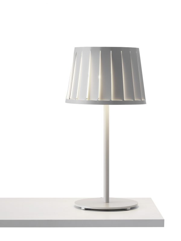 AVS Tafellamp AVS Table lamp Design Anna von Schewen voor Bsweden