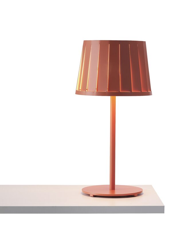 AVS Tafellamp AVS Table lamp Design Anna von Schewen voor Bsweden