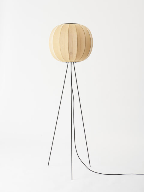 Knit Wit KW45 Vloerlamp Floor lamp Design Iskos Berlin voor Made by Hand