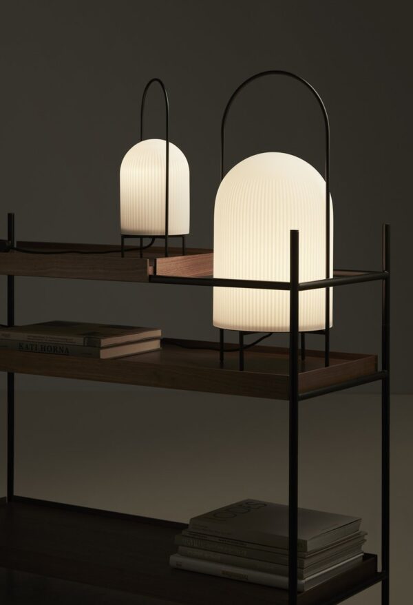 Ghost vloerlamp design Studio Kowalewski voor Woud