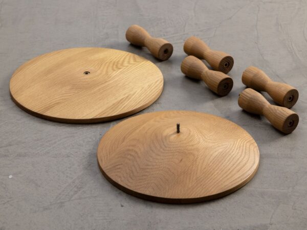 Pedestal Table Design Matti Klenell voor Design House Stockholm Smukdesign