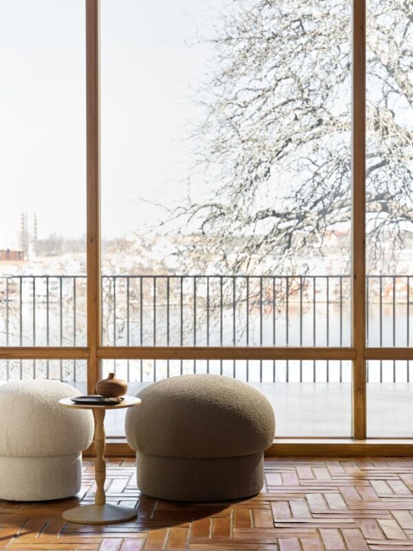 Pedestal Table Design Matti Klenell voor Design House Stockholm Smukdesign