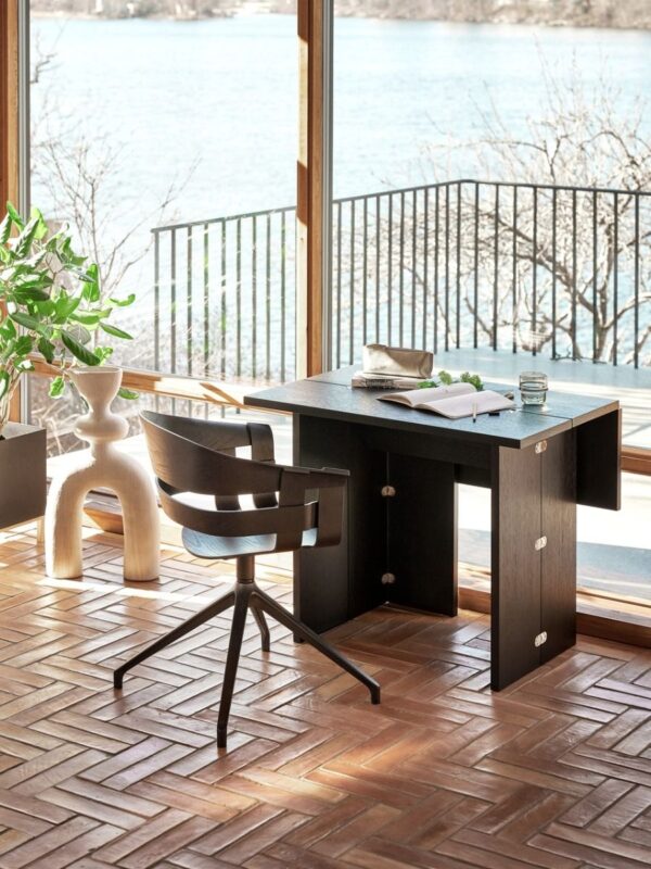 Flip Table XS design Jesper Stahl voor Design House Stockholm Smukdesign